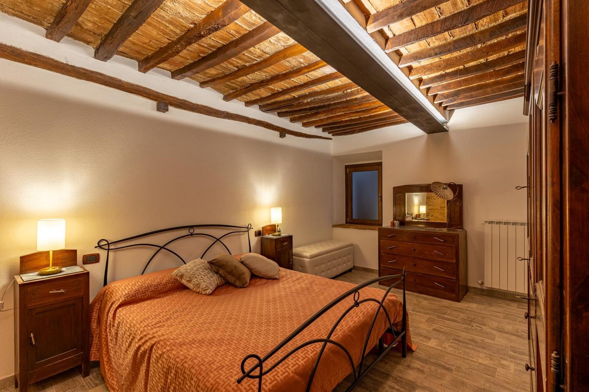 Pociano 1863 - Country House With Stunning View Of Siena Lupompesi Exterior foto