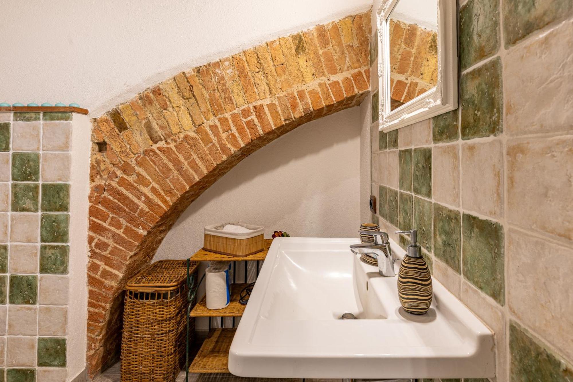 Pociano 1863 - Country House With Stunning View Of Siena Lupompesi Exterior foto